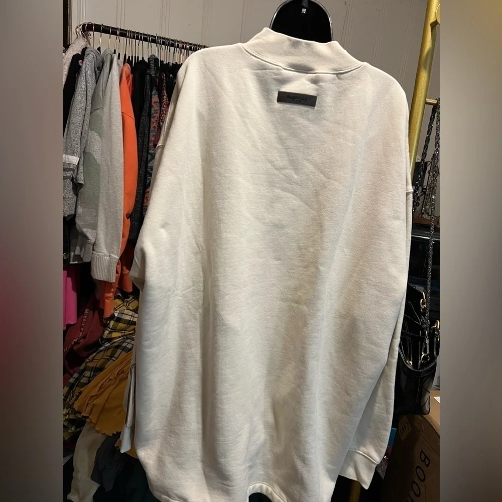 NWT Men’s ESSENTIALS Sweater - Egg Shell/Cream - 2XL - Picture 4 of 12